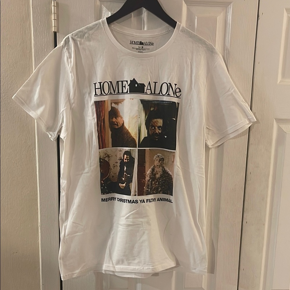 Home Alone “Merry Christmas Ya Filthy Animal” T-Shirt Size Large In White